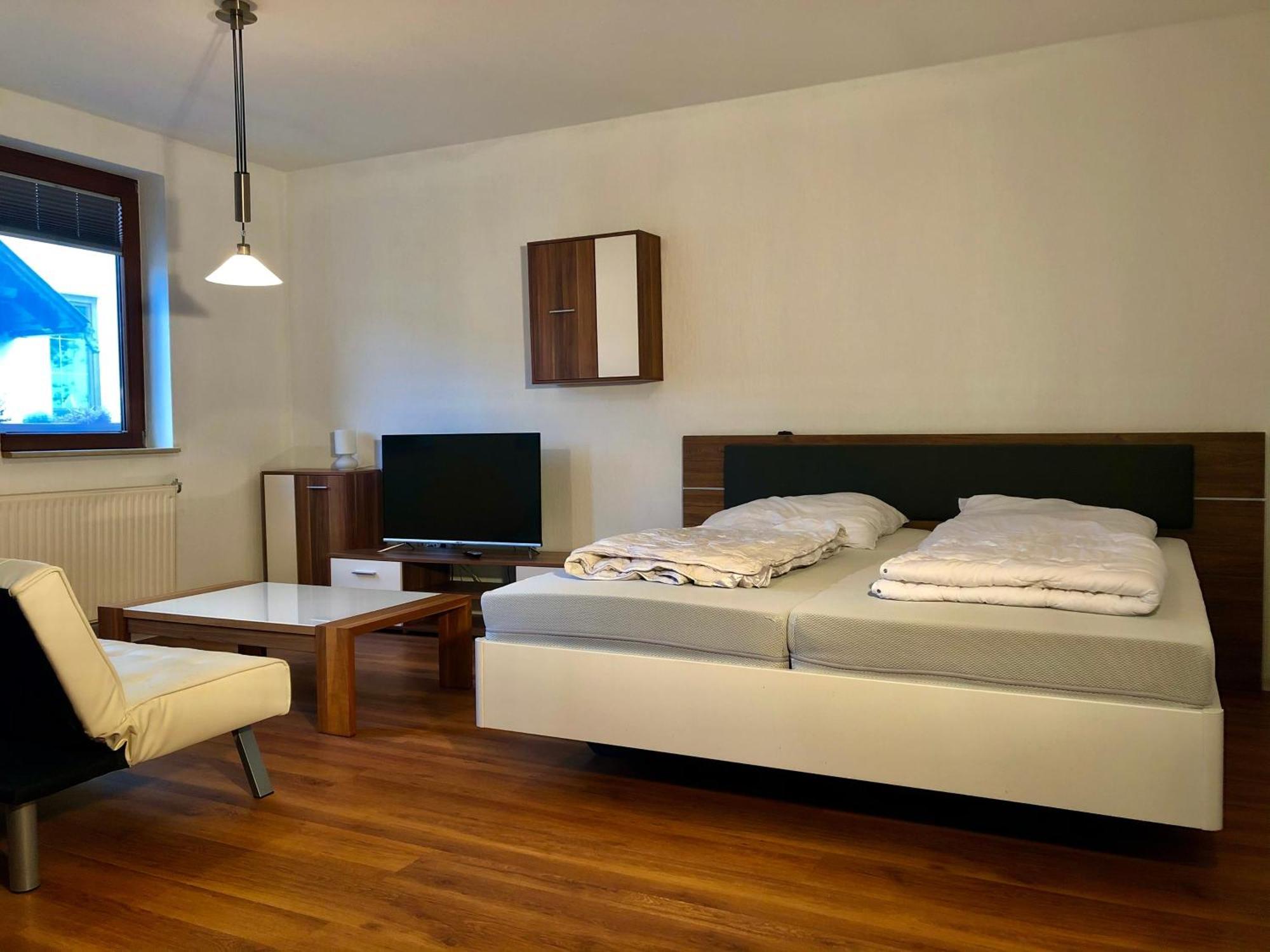 Ferienwohnung Familie Troeger Floh المظهر الخارجي الصورة